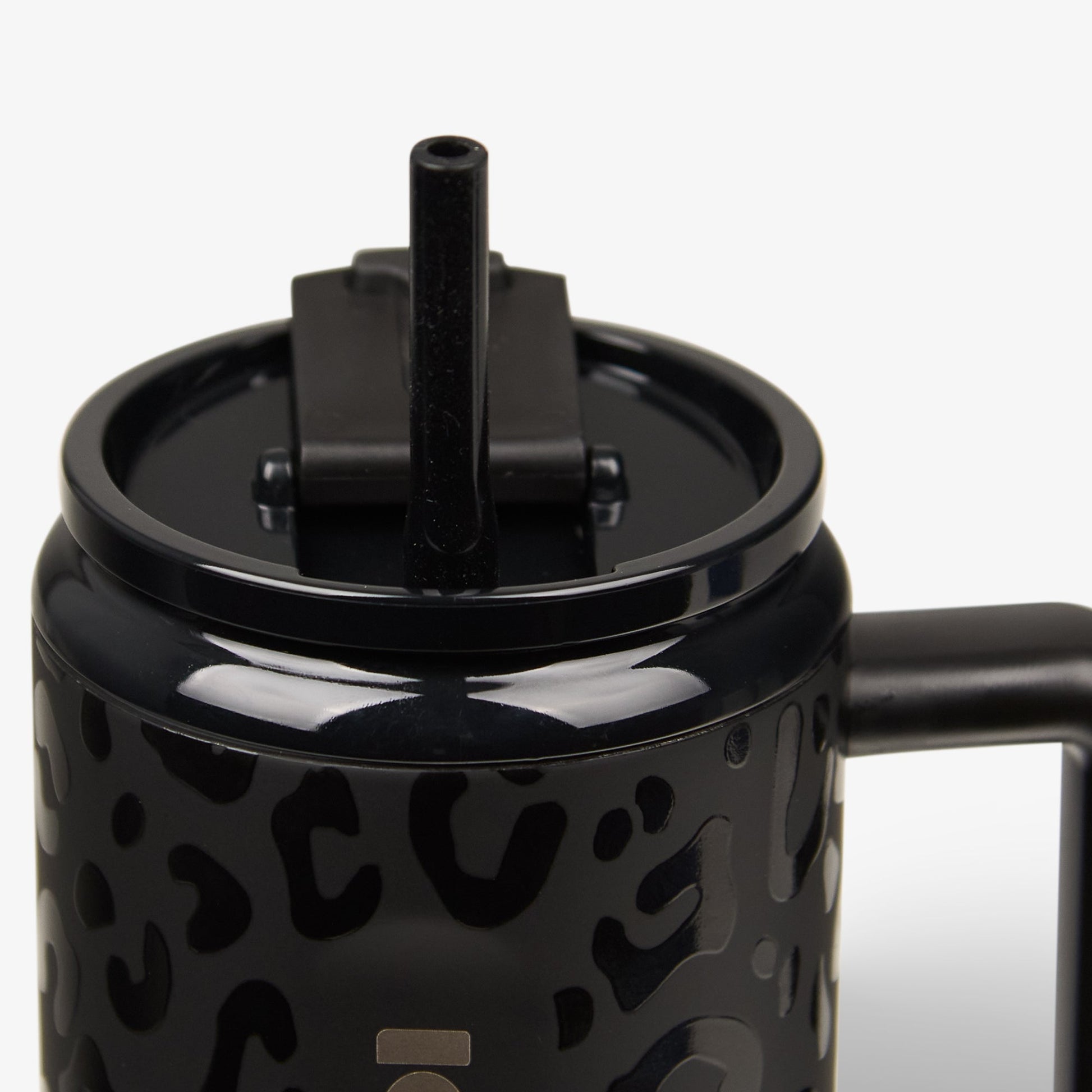 Las Vegas Raiders 32 Oz Leopard Flip ‘n’ Sip Travel Mug